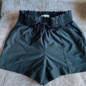 Abercrombie & Fitch Black Traveler Shorts